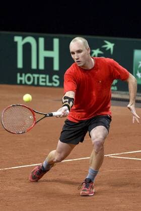 Tennis, Davis Cup Finale in Belgien - Training Belgien - GENT, BELGIUM: Belgian Steve Darcis pictured during a training practice ahead of the Davis Cup World Group final between Belgium and Great Britain, Tuesday 24 November 2015, at Flanders Expo in Gent. The final will be played from 27 to 29 November 2015 in Gent Flanders Expo. DIRKxWAEM  x04745273x