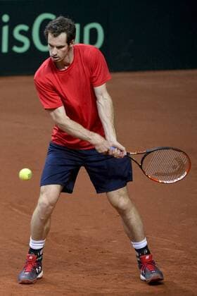 Tennis, Davis Cup Finale in Belgien - Training Großbritannien - GENT, BELGIUM: Britain s Andy Murray pictured during a training practice ahead of the Davis Cup World Group final between Belgium and Great Britain, Tuesday 24 November 2015, at Flanders Expo in Gent. The final will be played from 27 to 29 November 2015 in Gent Flanders Expo. DIRKxWAEM  x04745309x
