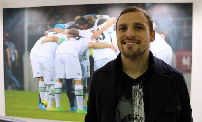 Fußball, Fotoshooting mit Tony Jantschke 17.11.2015: Mönchengladbach: Tony Jantschke