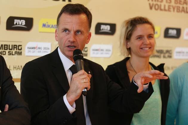 Christoph Holstein (Staatsrat der Behörde für Inneres und Bereich Sport) xMichaelxKunkelx xHOCHxZWEIx