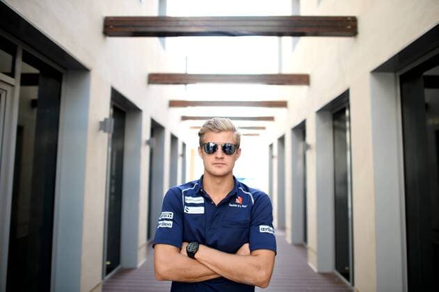 151126 Marcus Ericsson (SWE) Sauber inför Abu Dhabis Grand Prix den 26 november 2015 i Abu Dhabi.  Copyright: PATRIKxLUNDIN BB151126BB019
