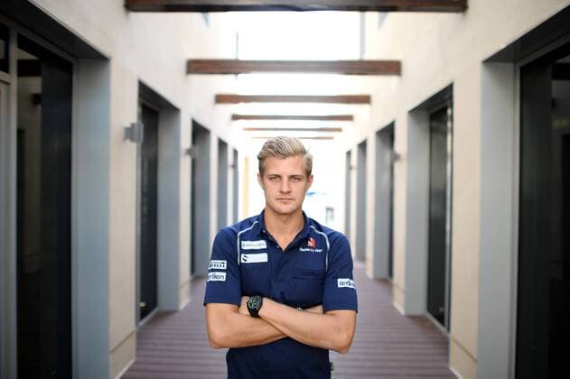 151126 Marcus Ericsson (SWE) Sauber inför Abu Dhabis Grand Prix den 26 november 2015 i Abu Dhabi.  Copyright: PATRIKxLUNDIN BB151126BB024