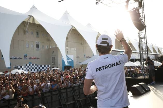 Motorsports: FIA Formula One World Championship WM Weltmeisterschaft 2015, Grand Prix of Abu Dhabi, 6 Nico Rosberg (GER, Mercedes AMG Petronas Formula One Team), xHOCHxZWEIx
