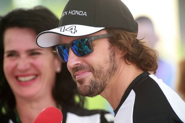 Abu Dhabi Grand Prix, UAE 26 - 29 November 2015 26.11.2015 - Fernando Alonso (ESP) McLaren Honda MP4-30 