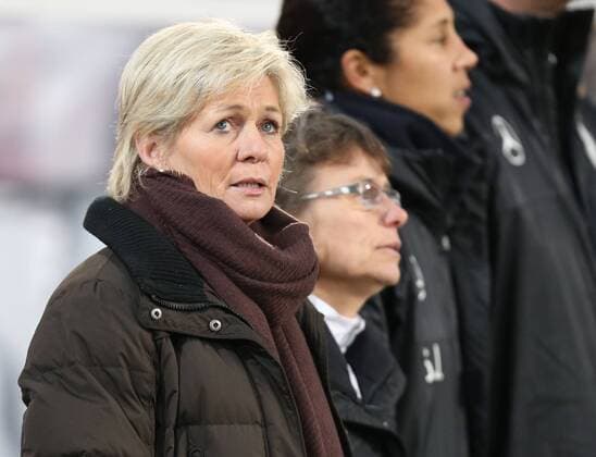 Duisburg Silvia Neid (Trainerin, Deutschland) Deutschland - England, Frauenfussball, Laenderspiel, 26.11.2015, Copyright: Deutzmannx xEibner-Pressefoto EP_cdn