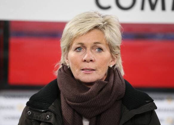 Duisburg, Frauen Fussball, Länderspiel, Saison 2015 2016, Deutschland vs England, 26.11.2015, Schauinsland -Reisen-Arena Duisburg, Silvia Neid, Trainerin, Deutschland,