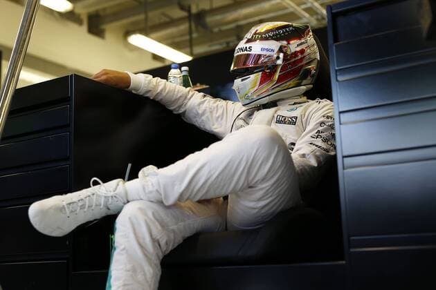 Motorsports: FIA Formula One World Championship WM Weltmeisterschaft 2015, Grand Prix of Abu Dhabi, 44 Lewis Hamilton (GBR, Mercedes AMG Petronas Formula One Team), xHOCHxZWEIx