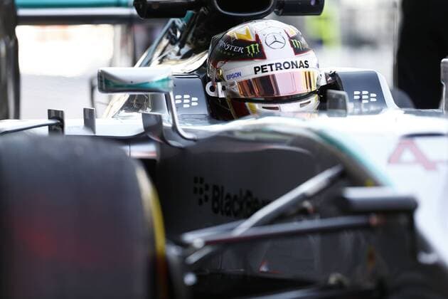 Motorsports: FIA Formula One World Championship WM Weltmeisterschaft 2015, Grand Prix of Abu Dhabi, 44 Lewis Hamilton (GBR, Mercedes AMG Petronas Formula One Team), xHOCHxZWEIx