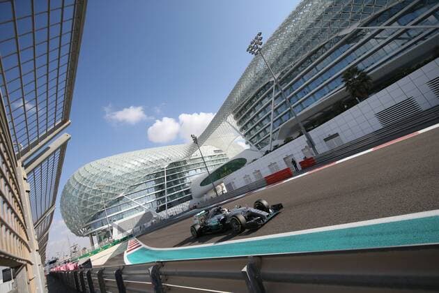Motorsports: FIA Formula One World Championship WM Weltmeisterschaft 2015, Grand Prix of Abu Dhabi, 44 Lewis Hamilton (GBR, Mercedes AMG Petronas Formula One Team), xHOCHxZWEIx