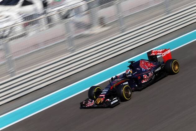 Abu Dhabi Grand Prix, UAE 26 - 29 November 2015 27.11.2015 - Free Practice 1, Max Verstappen (NED) Scuderia Toro Rosso STR10 