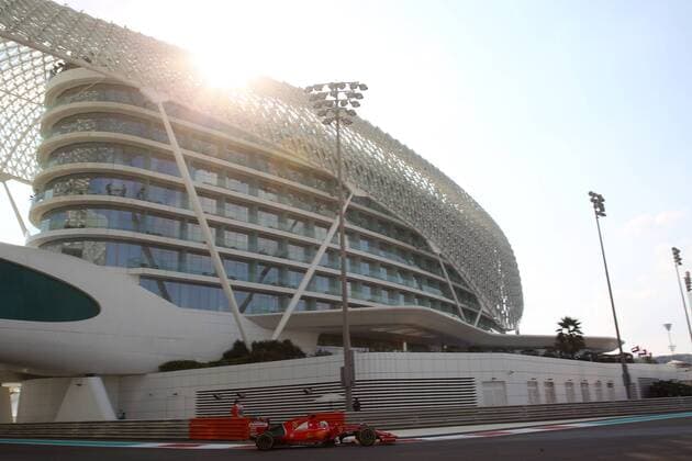 Abu Dhabi Grand Prix, UAE 26 - 29 November 2015 28.11.2015 - Free Practice 3, Sebastian Vettel (GER) Scuderia Ferrari SF15-T 