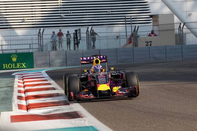 Abu Dhabi Grand Prix, UAE 26 - 29 November 2015 28.11.2015 - Free Practice 3, Daniel Ricciardo (AUS) Red Bull Racing RB11 