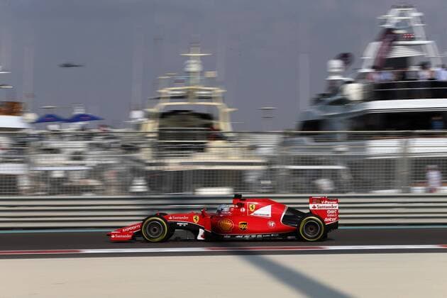 Abu Dhabi Grand Prix, UAE 26 - 29 November 2015 28.11.2015 - Free Practice 3, Sebastian Vettel (GER) Scuderia Ferrari SF15-T 