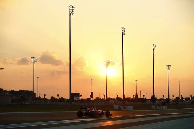 Motorsports: FIA Formula One World Championship WM Weltmeisterschaft 2015, Grand Prix of Abu Dhabi, 7 Kimi Raikkonen (FIN, Scuderia Ferrari), xHOCHxZWEIx