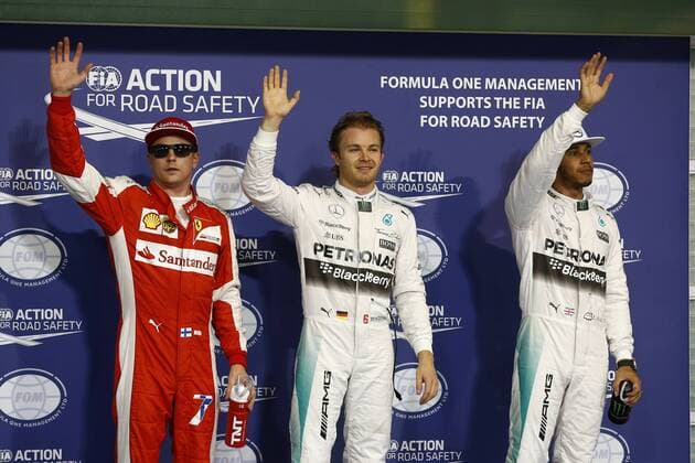 Motorsports: FIA Formula One World Championship WM Weltmeisterschaft 2015, Grand Prix of Abu Dhabi, 7 Kimi Raikkonen (FIN, Scuderia Ferrari), 6 Nico Rosberg (GER, Mercedes AMG Petronas Formula One Team), 44 Lewis Hamilton (GBR, Mercedes AMG Petronas Formula One Team), xHOCHxZWEIx