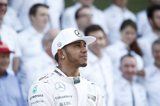 Motorsports: FIA Formula One World Championship WM Weltmeisterschaft 2015, Grand Prix of Abu Dhabi, 44 Lewis Hamilton (GBR, Mercedes AMG Petronas Formula One Team), xHOCHxZWEIx