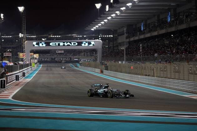 Abu Dhabi Grand Prix, UAE 26 - 29 November 2015 29.11.2015 - Race, Lewis Hamilton (GBR) Mercedes AMG F1 W06 