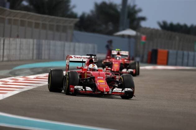 Abu Dhabi Grand Prix, UAE 26 - 29 November 2015 29.11.2015 - Race, Sebastian Vettel (GER) Scuderia Ferrari SF15-T leads Kimi Raikkonen (FIN) Scuderia Ferrari SF15-T 