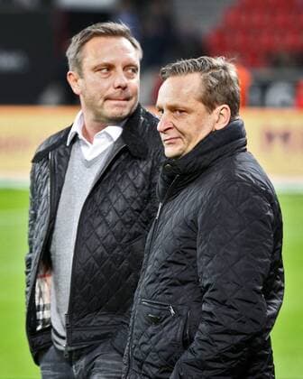 Leverkusen Andre Breitenreiter (Trainer, FC Schalke 04) und Horst Heldt (Manager, FC Schalke 04) Bayer 04 Leverkusen - FC Schalke 04, Fussball, 1. Bundesliga, 29.11.2015, Copyright: Deutzmann Eibner-Pressefoto EP_CDN