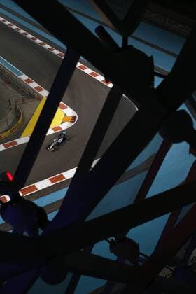 Motorsports: FIA Formula One World Championship WM Weltmeisterschaft 2015, Grand Prix of Abu Dhabi, 44 Lewis Hamilton (GBR, Mercedes AMG Petronas Formula One Team), xHOCHxZWEIx