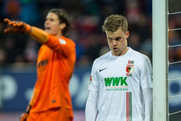 Sonntag, 29.11.2015, 1. Bundesliga, Saison 2015 2016, 14. Spieltag in Augsburg, FC Augsburg - VfL Wolfsburg, 0:0, Philipp Max (FC Augsburg 31) DeFodi507