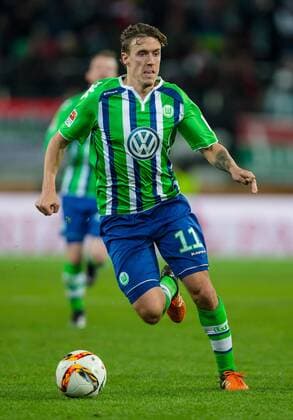 Sonntag, 29.11.2015, 1. Bundesliga, Saison 2015 2016, 14. Spieltag in Augsburg, FC Augsburg - VfL Wolfsburg, 0:0, Max Kruse (Wolfsburg 11) DeFodi507