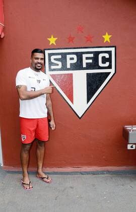 Breno (Vin’cius Rodrigues Borges) fotografiert am 27.11.2015 am Trainingsgelände des FC Sao Paulo. Fußball International FC Sao Paulo