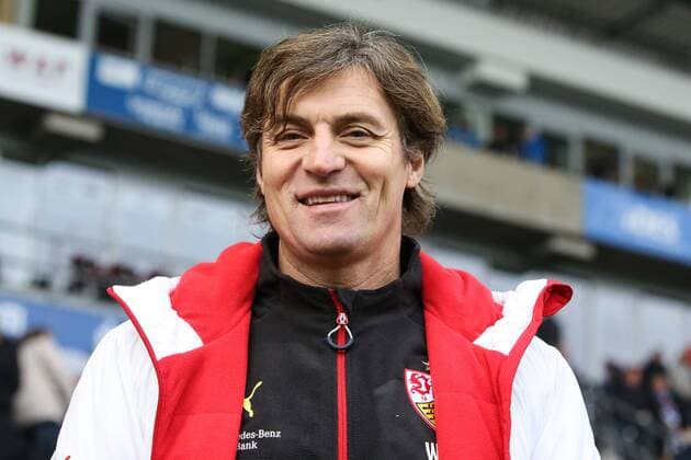 Trainer Walter Thomae (VfB Stuttgart II) - 3. Liga Saison 2015-2016 Punktspiel 1. FC Magdeburg vs. VfB Stuttgart II in der MDCC Arena in Magdeburg - Portrait,Deutschland, Fussball, Mann, Maenner,28.11.2015