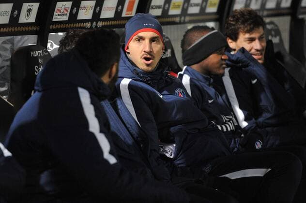Fußball, Angers SCO - Paris St. Germain ZLATAN IBRAHIMOVIC (psg) - Fussball Frankreich, Ligue 1, Angers SCO vs. Paris Saint Germain PSG - 01 12 2015 FEP Panoramic 