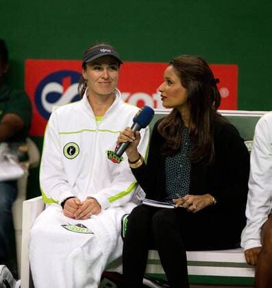 Champions Tennis League 2015, Hyderabad Aces Spielerin Martina Hingis (SUI) gibt TV Interview, Tennis - Champions Tennis League 2015 - - - Hyderabad - Telangana - India - 30 November 2015.