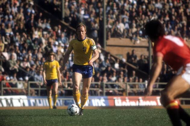 Weltmeisterschaft Vorrunde, Schweden - Spanien in Buenos Aires: Björn Nordqvist (Schweden) am Ball