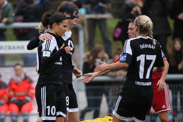 Torjubel um Dzsenifer Marozsan (FFC) beim 1:0 - 1. FFC Frankfurt vs. SC Sand, Stadion am Brentanobad