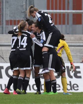 06.12.2015, xblx, Fussball 1.Bundesliga Damen, 1.FFC Frankfurt - SC Sand, emspor, v.l. Dzsenifer Marozsan (1.FFC Frankfurt), Goal scored, Tor zum 1:0, celebrate the goal, Torjubel