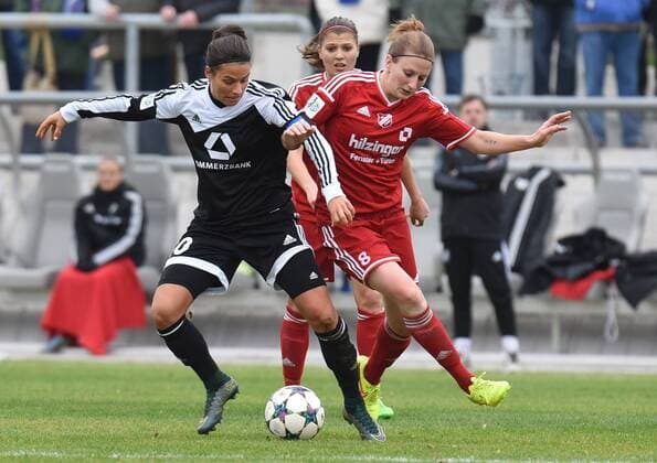 06.12.2015, xblx, Fussball 1.Bundesliga Damen, 1.FFC Frankfurt - SC Sand, emspor, v.l. Dzsenifer Marozsan (1.FFC Frankfurt), Claire Savin (SC Sand), Julia Zirnstein (SC Sand)