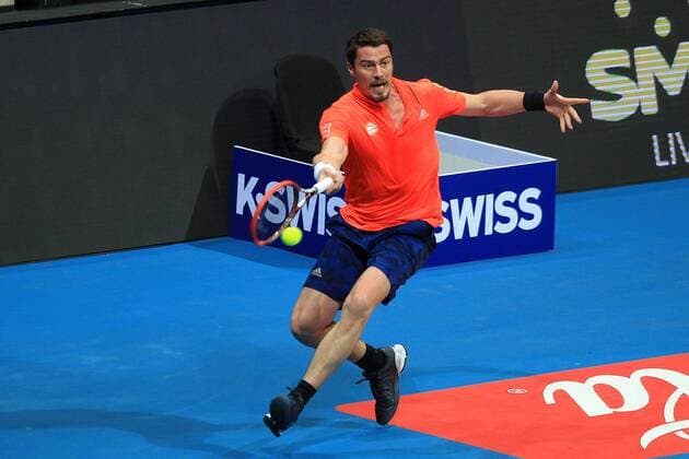 (151206) -- PASAY CITY, Dec. 6, 2015 -- Russian player Marat Safin of Japan Warriors returns the ball against Spanish player Carlos Moya of Singapore Slammers during their match in the International Premier Tennis League (IPTL) in Pasay City, the Philippines, Dec. 6, 2015. Marat Safin lost 4-6. ) (SP)PHILIPPINES-PASAY CITY-TENNIS-IPTL RouellexUmali 