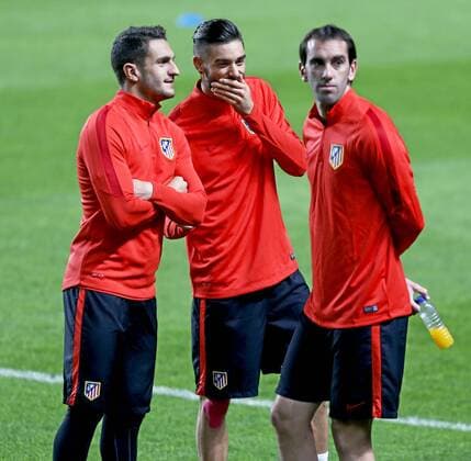 Atletico Madrid training session at Benficaxstadium before Champions League match. In this picture, Koke, Diego Godin ad Carrasco. xJOSExA.xGARCIAx 