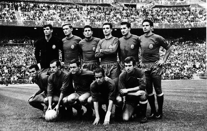 EM Finale 1964 Mannschaftsbild Spanien mit Jose Angel Iribar, Feliciano Rivilla, Fernando Olivella, Isacio Calleja, Ignacio Zoco, Josep Maria Fuste, Amancio Amaro, Jesus Maria Pereda, Marcelino Martinez, Luis Suarez, Carlos Lapetra - xARCHIVOxMARCAx
