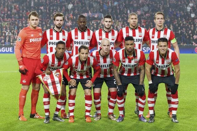 UEFA Champions League 2015 2016 - PSV Eindhoven - Hintere Reihe v.li.: Jeroen Zoet, Davy Propper, Nicolas Isimat-Mirin, Gaston Pereiro, Jeffrey Bruma, Luuk de Jong; vorn: Joshua Brenet, Andres Guardado, Jorrit Hendrix, Jurgen Locadia, Hector Moreno. xVIxxIVx 4677921