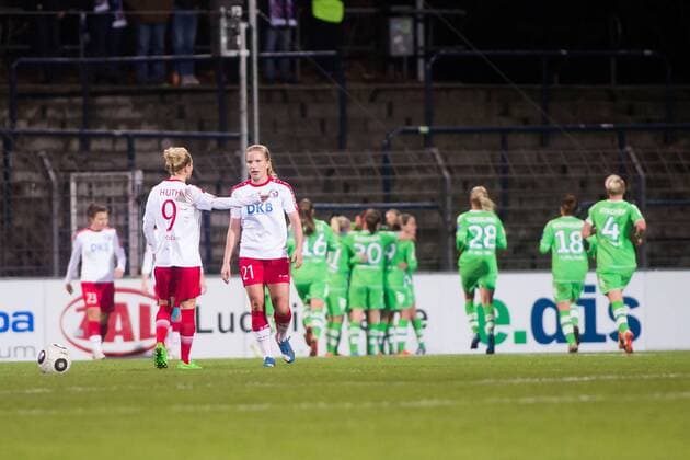 09.12.2015, xfrx, Fussball DFB-Pokal Damen, Turbine Potsdam - VfL Wolfsburg, emspor v.l. Svenja Huth (1.FFC Turbine Potsdam),Tabea Kemme (1.FFC Turbine Potsdam) VfL Wolfsburg celebrate the goal,Torjubel zum 0:1