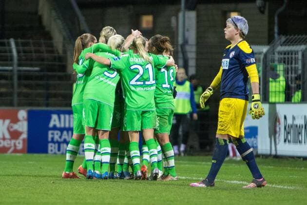 Fußball, DFB-Pokal der Frauen, 1. FFC Turbine Potsdam - VfL Wolfsburg; Nilla Fischer (Wolfsburg; Kapitänin, captain, 4) Jubel, Torjubel, Freude, Emotion, Torerfolg, Aktion, action, goal, goal celebration, celebrates. xtgx