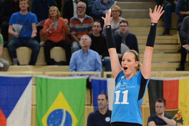 09.12.2015, xtkx, Volleyball Volleyball Challenge Cup Damen, VC Wiesbaden - Minchanka Minsk, emspor v.l. Liz Hintemann (VC Wiesbaden),