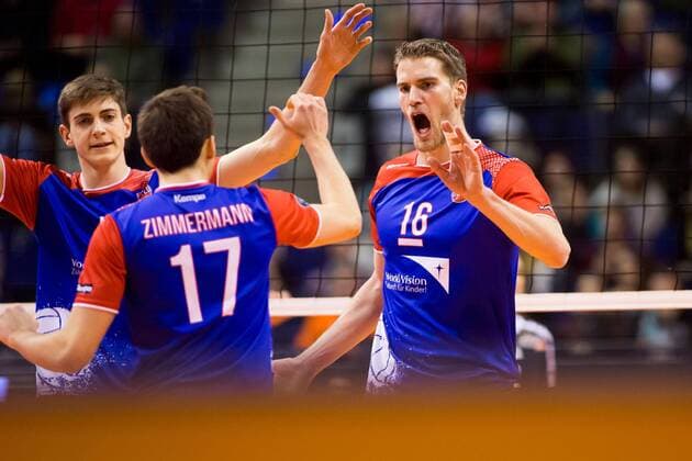 10.12.2015, xfrx, Volleyball DVV Pokal, BR Volleys Berlin - United Volleys Frankfurt, emspor v.l. Jan Zimmermann (United Volleys RheinMain),Christian Duennes (United Volleys RheinMain) Freude,froehlich,lachend