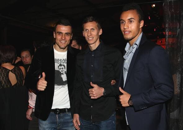07.12.2015, Fußball 1. Bundesliga Saison 2015 2016 VfB Stuttgart Jahresabschlussfeier im Goldbergwerk in Fellbach: v.l. Filip Kostic, Florian Klein, Jerome Kiesewtter (VfB)