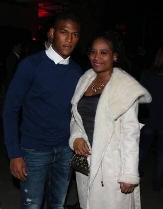 07.12.2015, Fußball 1. Bundesliga Saison 2015 2016 VfB Stuttgart Jahresabschlussfeier im Goldbergwerk in Fellbach: Carlos Gruezo mit Maria Jose