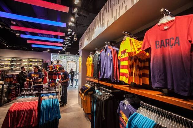 Fußball, FC Barcelona eröffnet mit Hristo Stoichkov Fanshop in Mexiko City  - ZUMAu78_