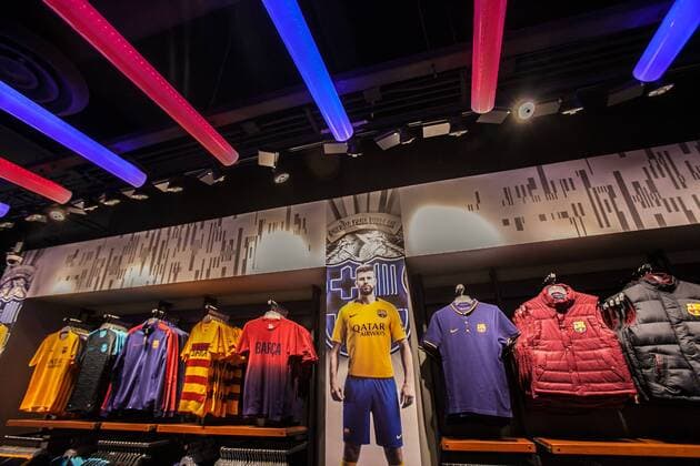 Fußball, FC Barcelona eröffnet mit Hristo Stoichkov Fanshop in Mexiko City  - ZUMAu78_