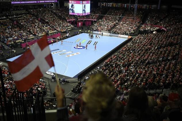 Herning, Denmark: IHF Women s Handball World Championship WM Weltmeisterschaft Denmark 2015. Danmark. 