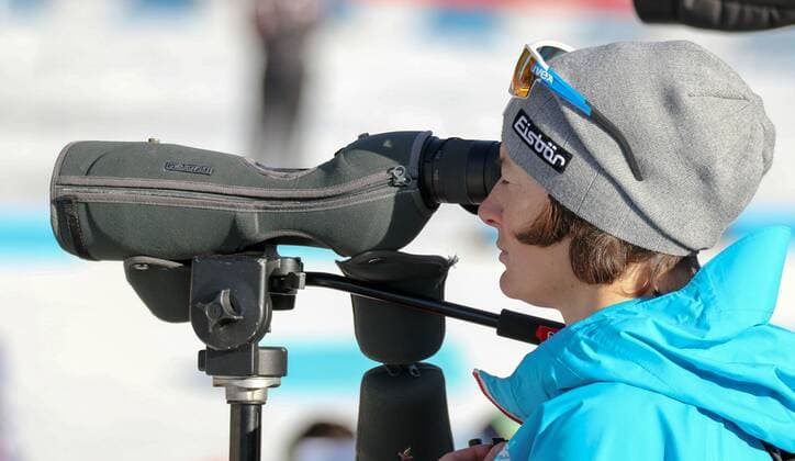 Hochfilzen 11.12.2015, Biathlonarena, Hochfilzen, AUT, BMW IBU Weltcup, Sprint, Damen, im Bild die Trainerin Sandra Flunger, Ã·sterreich Austrian coach Sandra Flunger during Ladies Sprint of BMW IBU Biathlon World Cup at the Biathlonstadium in Hochfilzen, Austria on 2015 12 11.  EP_mhu  