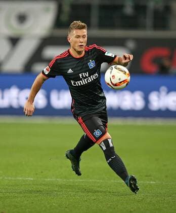 12.12.2015, Fussball 1.Bundesliga 2015 2016, 16.Spieltag, VfL Wolfsburg - Hamburger SV, in der Volkswagen Arena, Wolfsburg. Matthias Ostrzolek (Hamburg) 