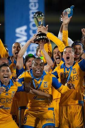 Players of Tigres celebrate after winning the final of the Opening Tournament of the MX League against Pumas in Mexico City, capital of Mexico, on Dec. 13, 2015. Tigres won 4-2 in penalties round to claim the title of the tournament. Pedro Mera) (rhj) (SP)MEXICO-MEXICO CITY-SOCCER-PUMAS VS TIGRES-FINAL e PedroxMera 